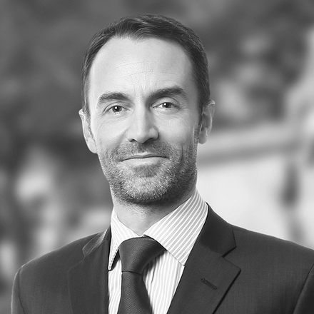 Séverin Robillard, White & Case