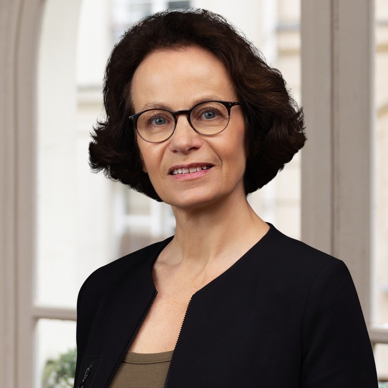 Véronique Bruel, Bracewell