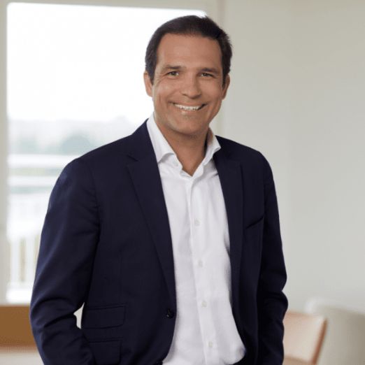 Laurent Schittenhelm, Sekri Valentin Zerrouk