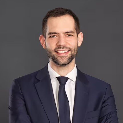 Alexis André, DLA Piper