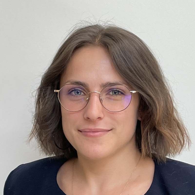 Cécile Prier, Finance Consult
