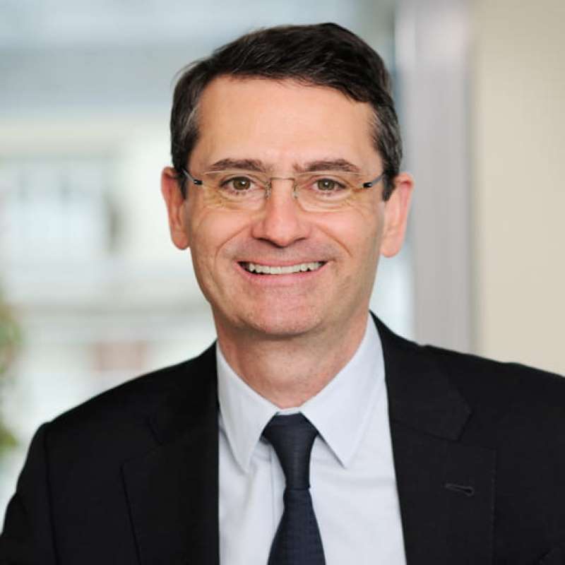 Olivier Fille-Lambie, Hogan Lovells