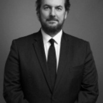 Nicolas de Canecaude, Case Corporate Finance