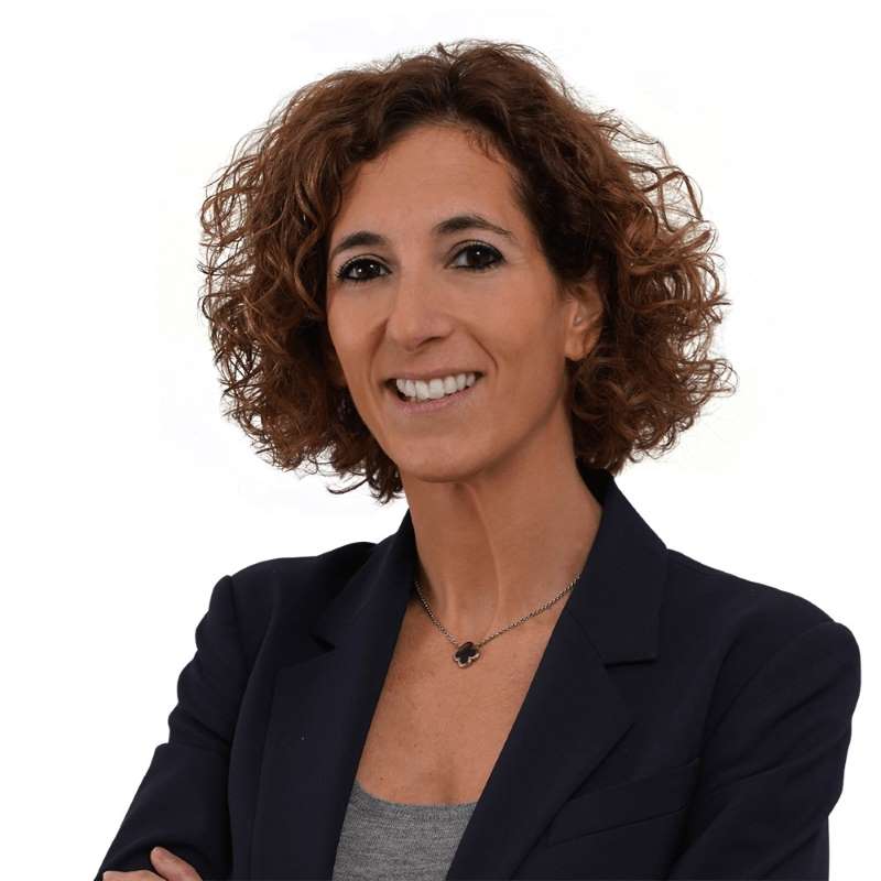 Marianne Pezant, Clifford Chance