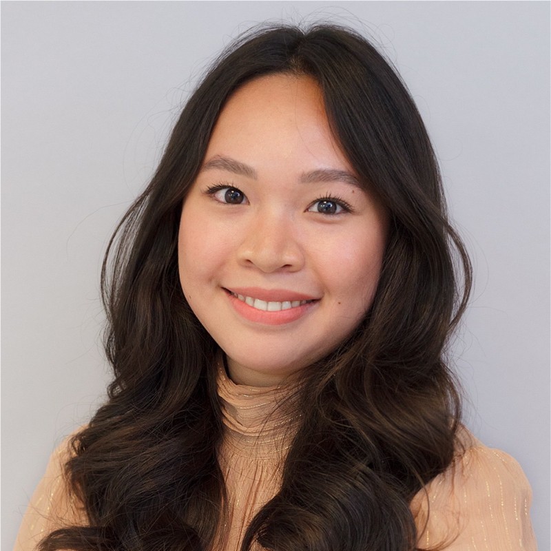 Caelia Saputra, Banque Populaire