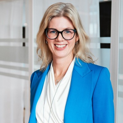 Sara Wihlborg, Lhyfe