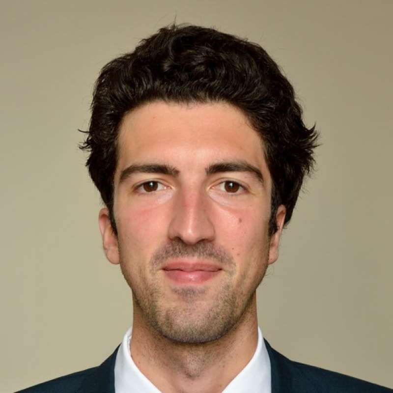 Lucas Fagalde, Finance Consult
