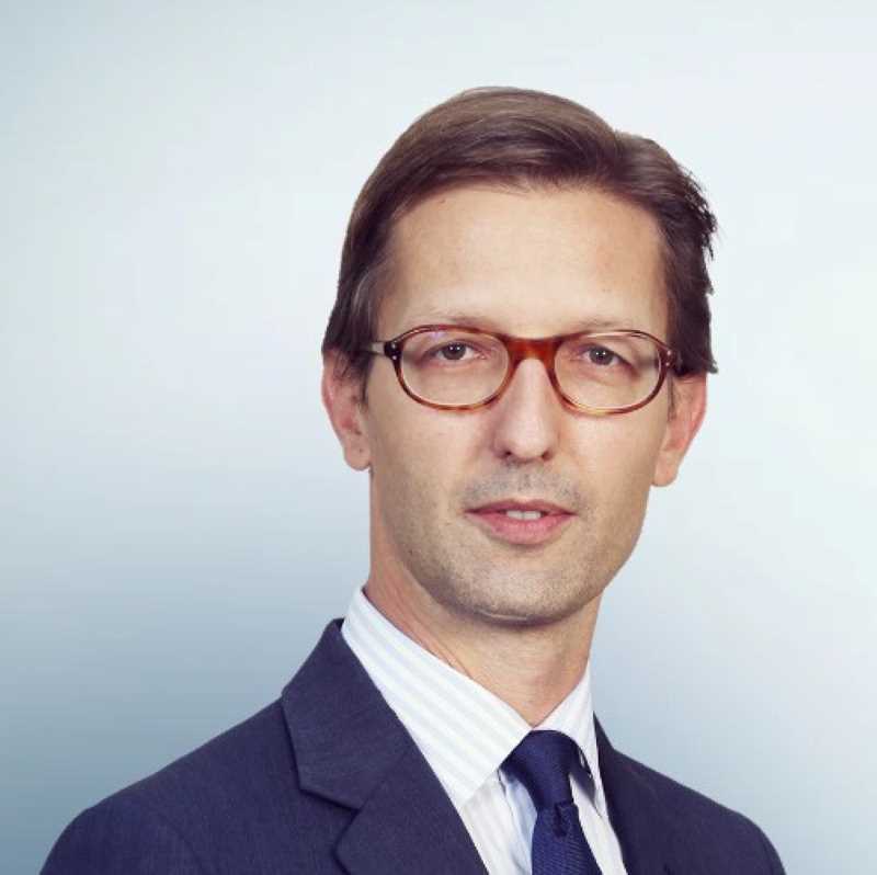 Marc Perrone, Freshfields Bruckhaus Deringer