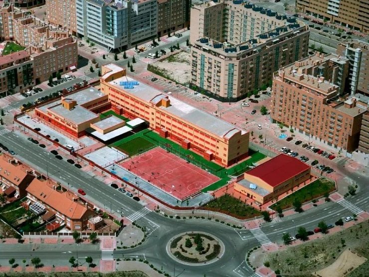 © Educare  © Educare