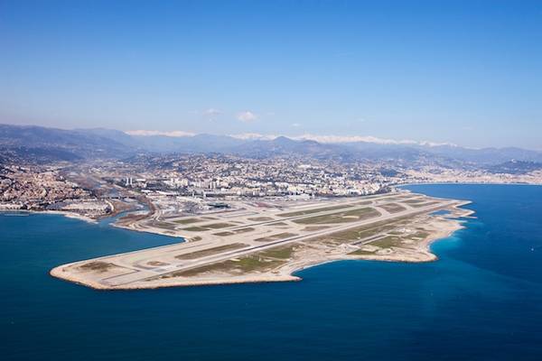 Aéroport Nice vue aérienne - © Aéroports de la Côte d’Azur - 600