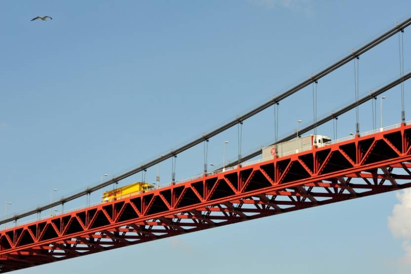 Le pont de Tancarville, en Normandie. 