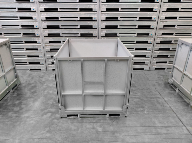 L'un des derniers modèles de caisses réutilisables destiné à l'industrie agro-alimentaire de GPS. © GPS Group