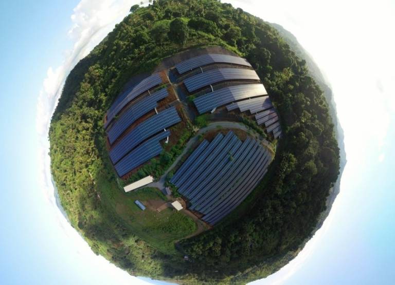 Volta intervient en particulier dans le domaine du photovoltaïque au sol et en toiture. ©Groupe Volta