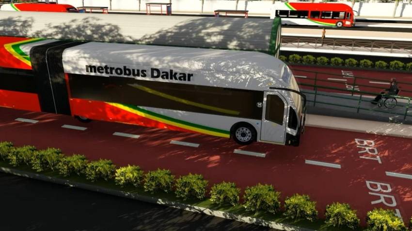 Le BRT concerne une flotte initiale de 121 bus 100% électriques devant desservir 14 communes et 23 stations.