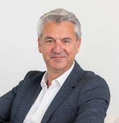 Bertrand Dellinger, Apex Energies