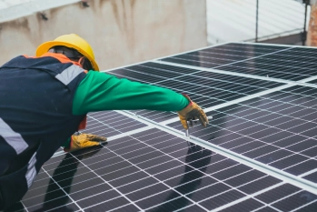 Soleriel propose une offre locative de panneaux solaires pour les particuliers. ©Creative Commons Licence Soleriel propose une offre locative de panneaux solaires pour les particuliers. ©Creative Commons Licence