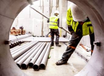 EQT Infrastructure est présent en France en tant qu'actionnaire de la Saur et de Colisée. 