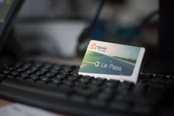 Izivia développe un réseau national de bornes de recharges avec Demeter. 