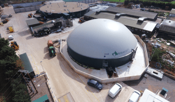 L'installation Gorst Energyn, située non loin de la ville d'Exeter en Angleterre. ©Ixora Energy