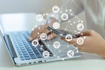 La FttO assure la connectivité très haut débit des espaces de travail.