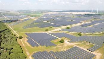 © Capital Dynamics