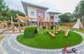 Une crèche du groupe Grandir.  Une crèche du groupe Grandir.